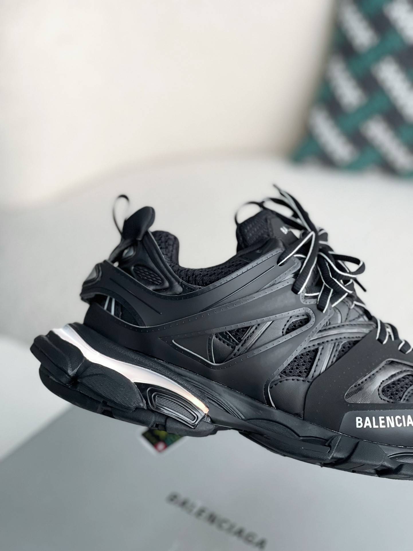 BLCG Track 1.0 track led Trainers