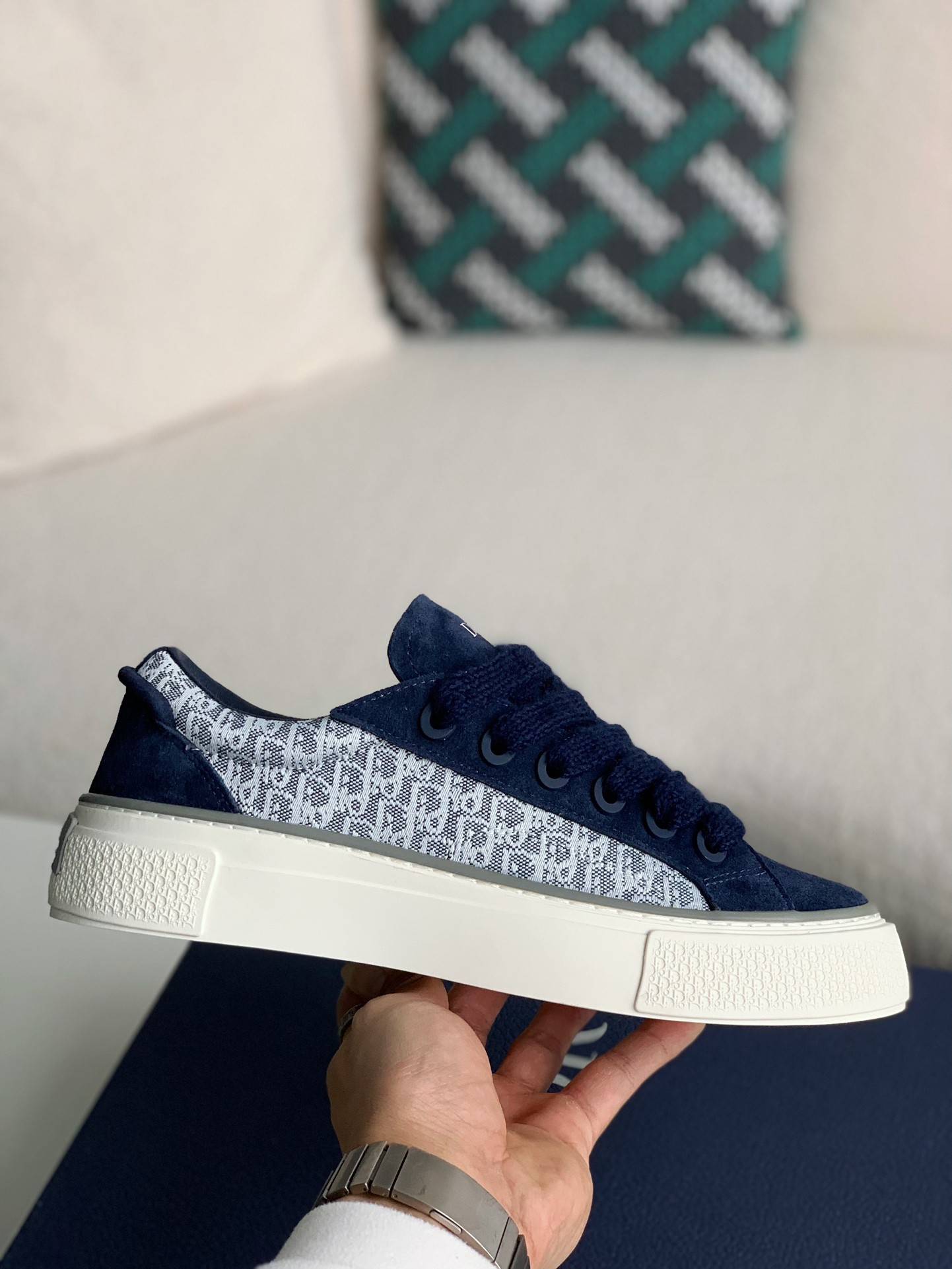 D*OR New B33 Sneaker
