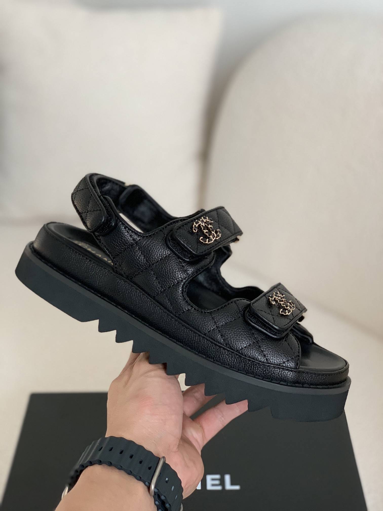 CH*EL Sandals