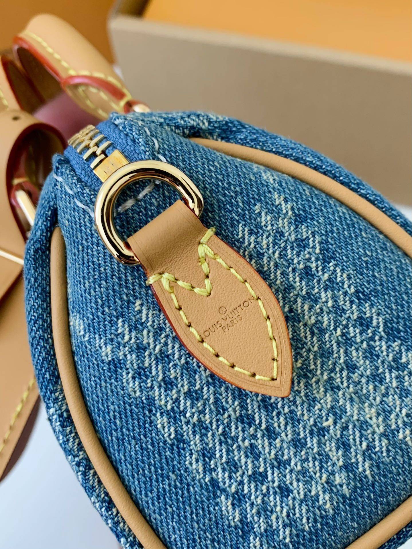 L*V The new SPEEDY 18bandouli ère tannin denim handbag  N40682  Size：18*12*10cm