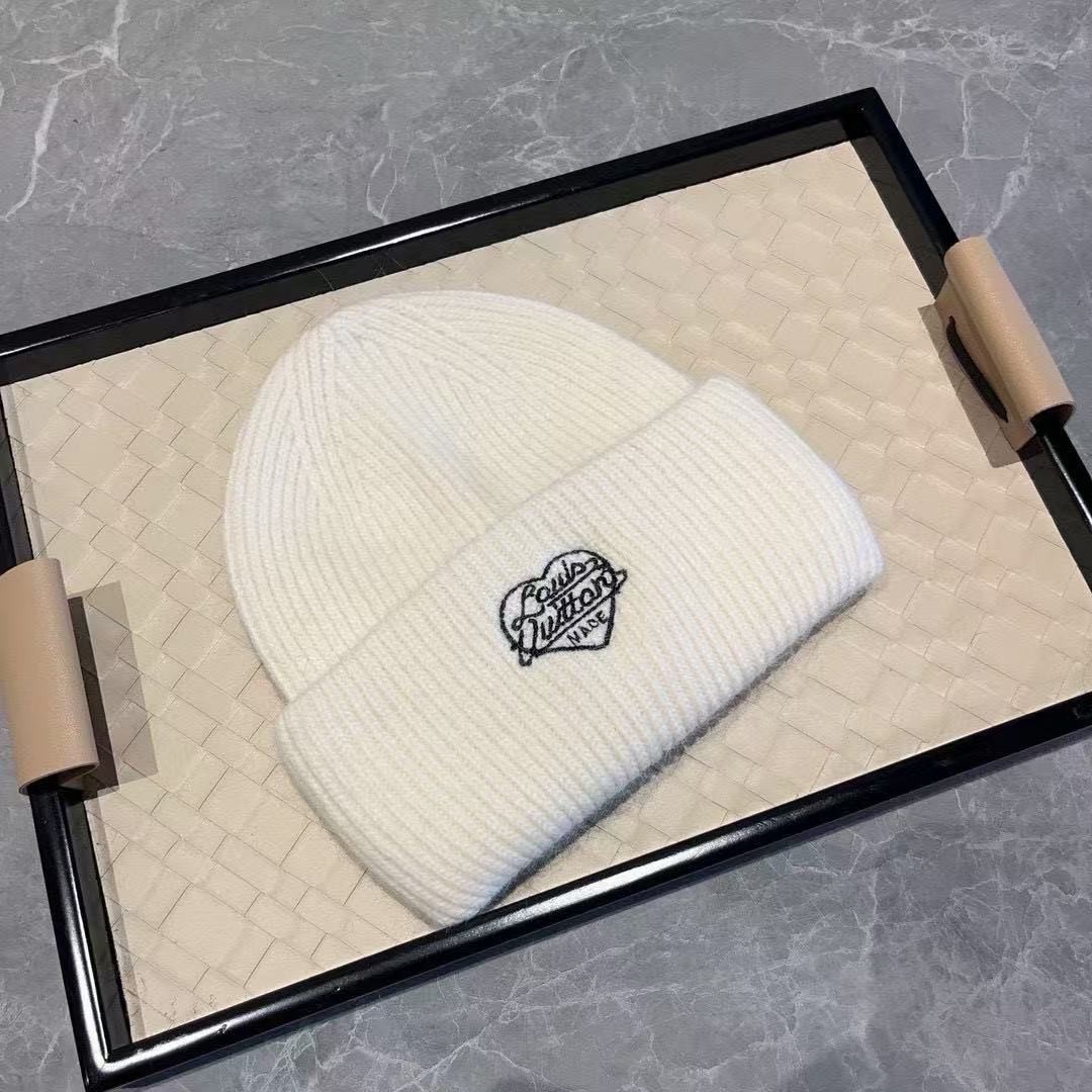 [#4093] Louis Vuitton autumn and wi nter new knitted hat