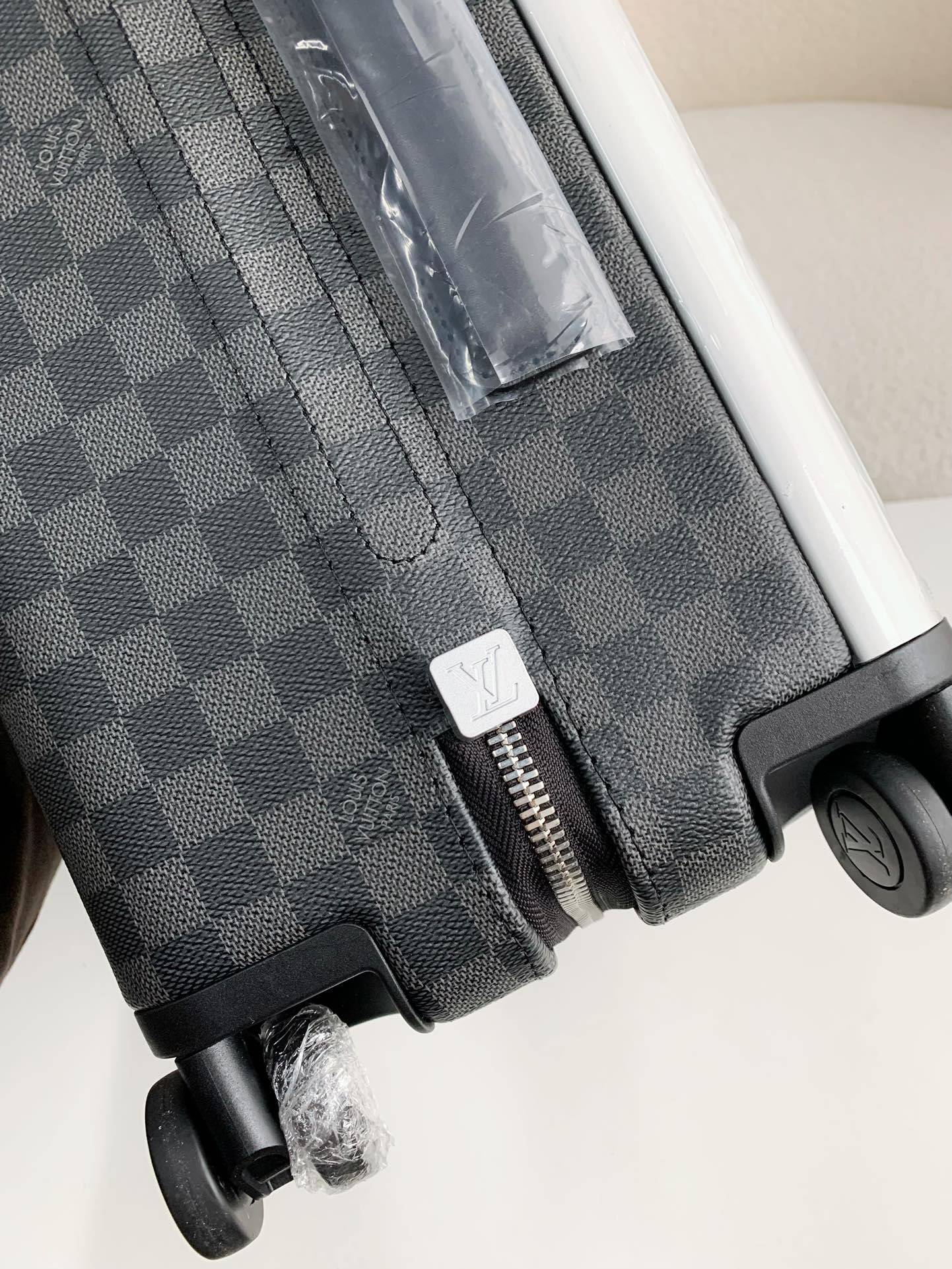 L*V Suitcase