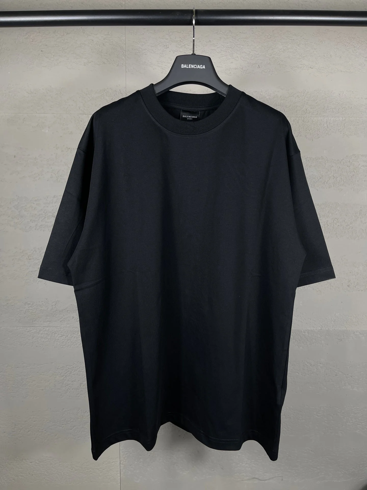 Di*m*nd letters t shirt