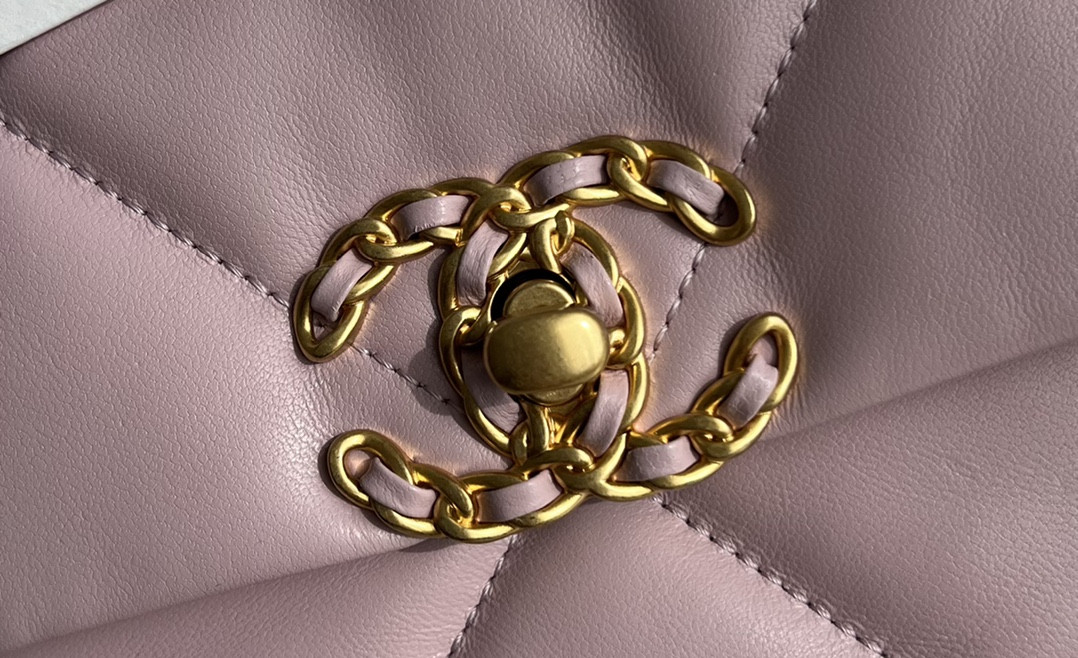 Chanle 19 Handbag