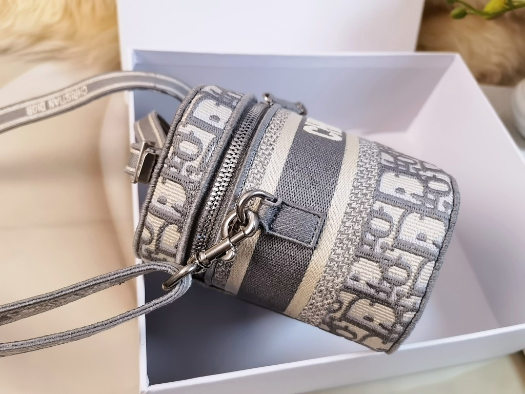 Dior travel Vanity