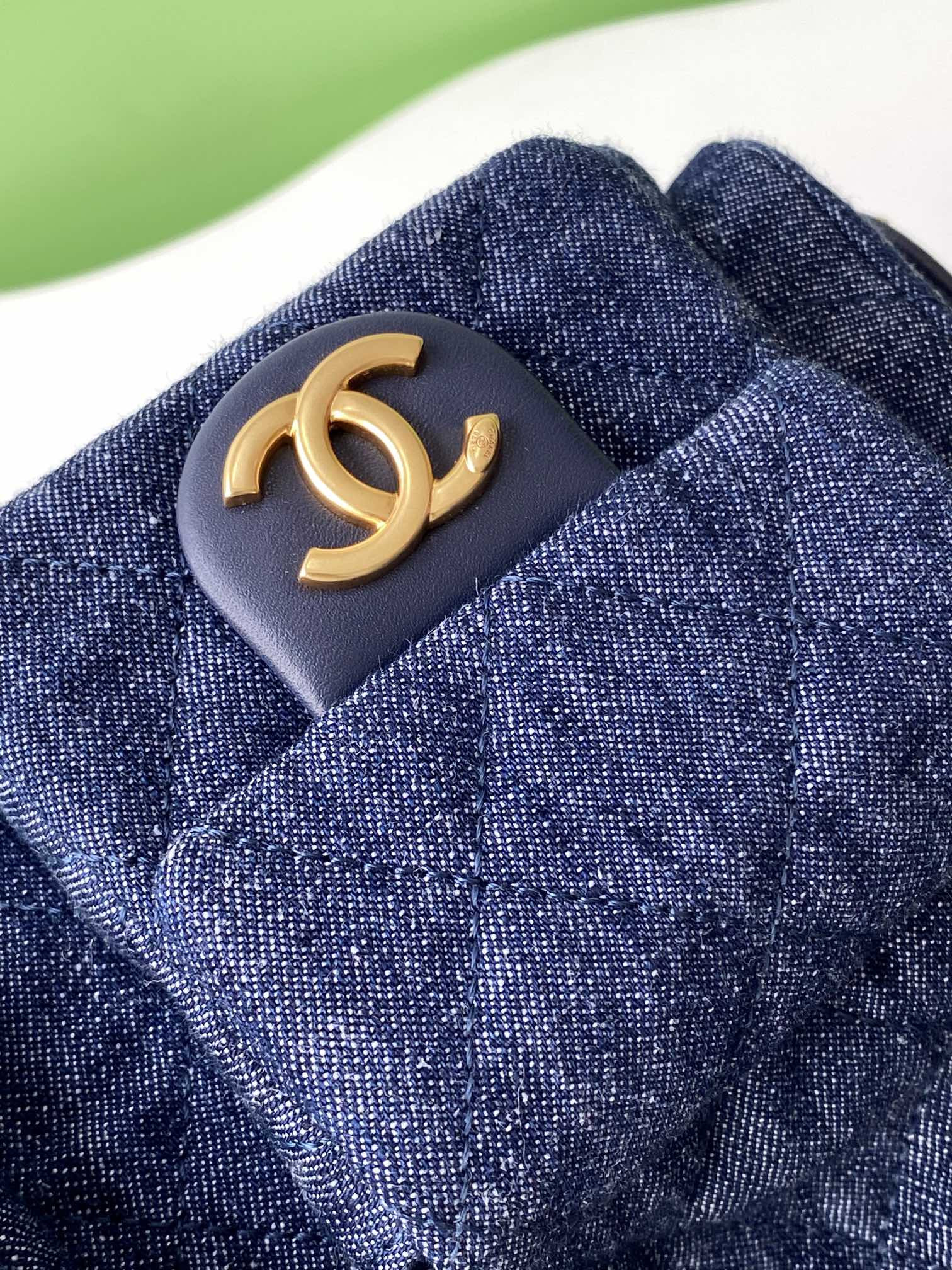 Chanel 25c Hobo Bag
