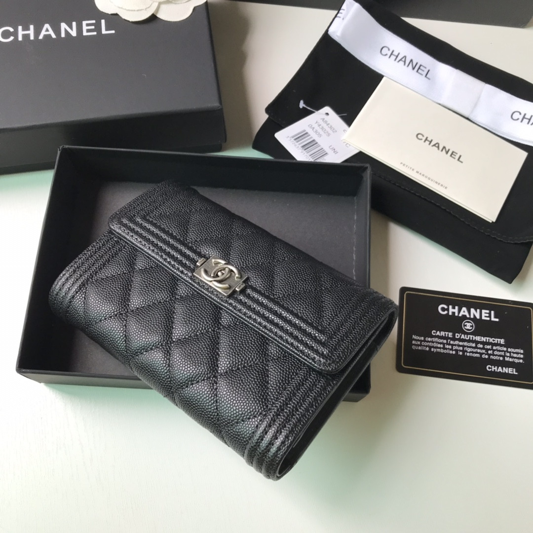 Chanle Flap Wallet