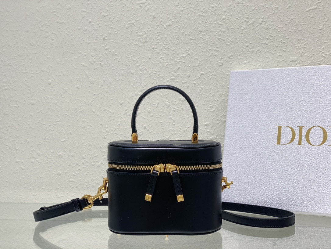 Small Cd Signature Vanity Case