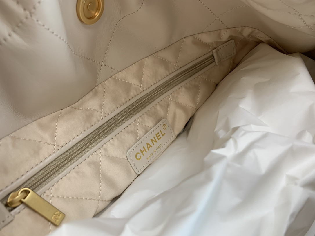 Chanle 22 Backpack