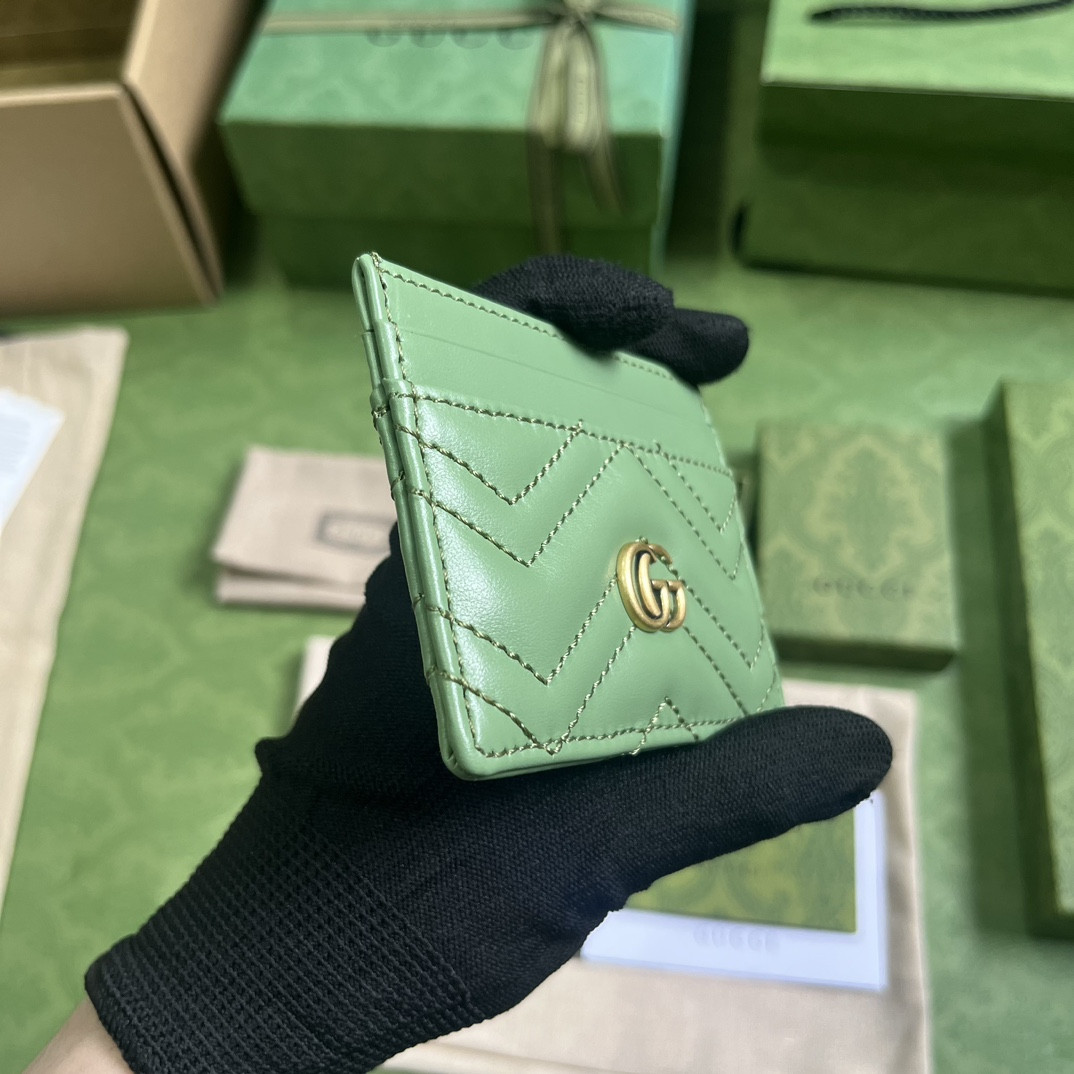 G*u*i gg marmont bag