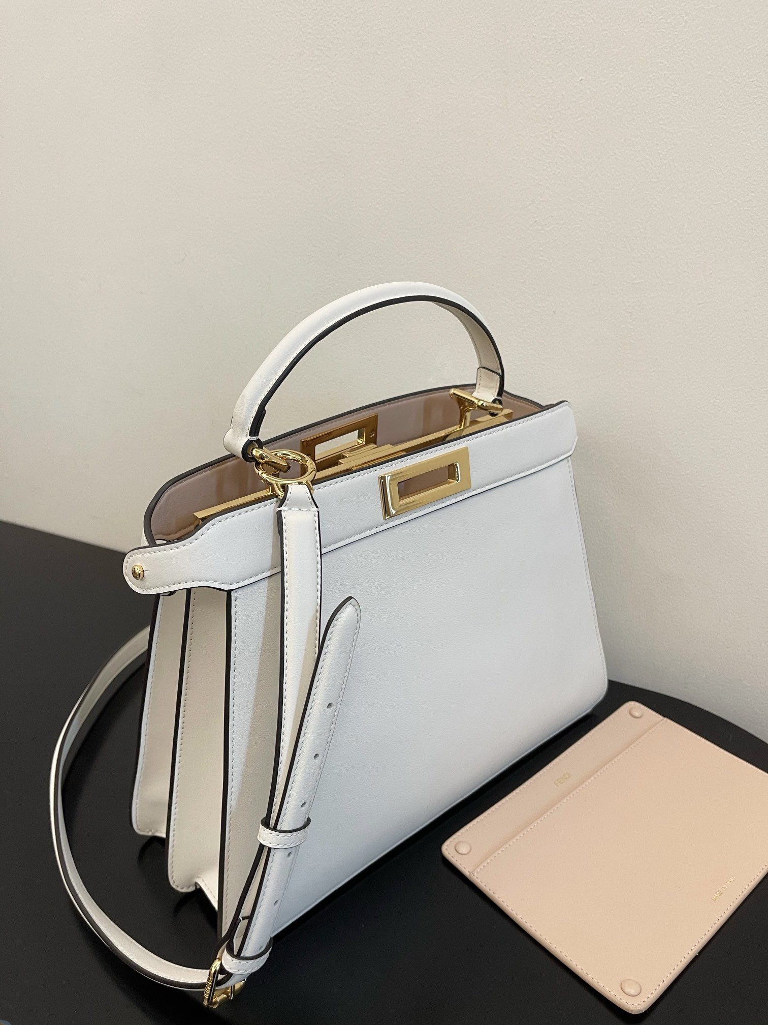 Fendi Peekaboo Iseeu Medium Bag