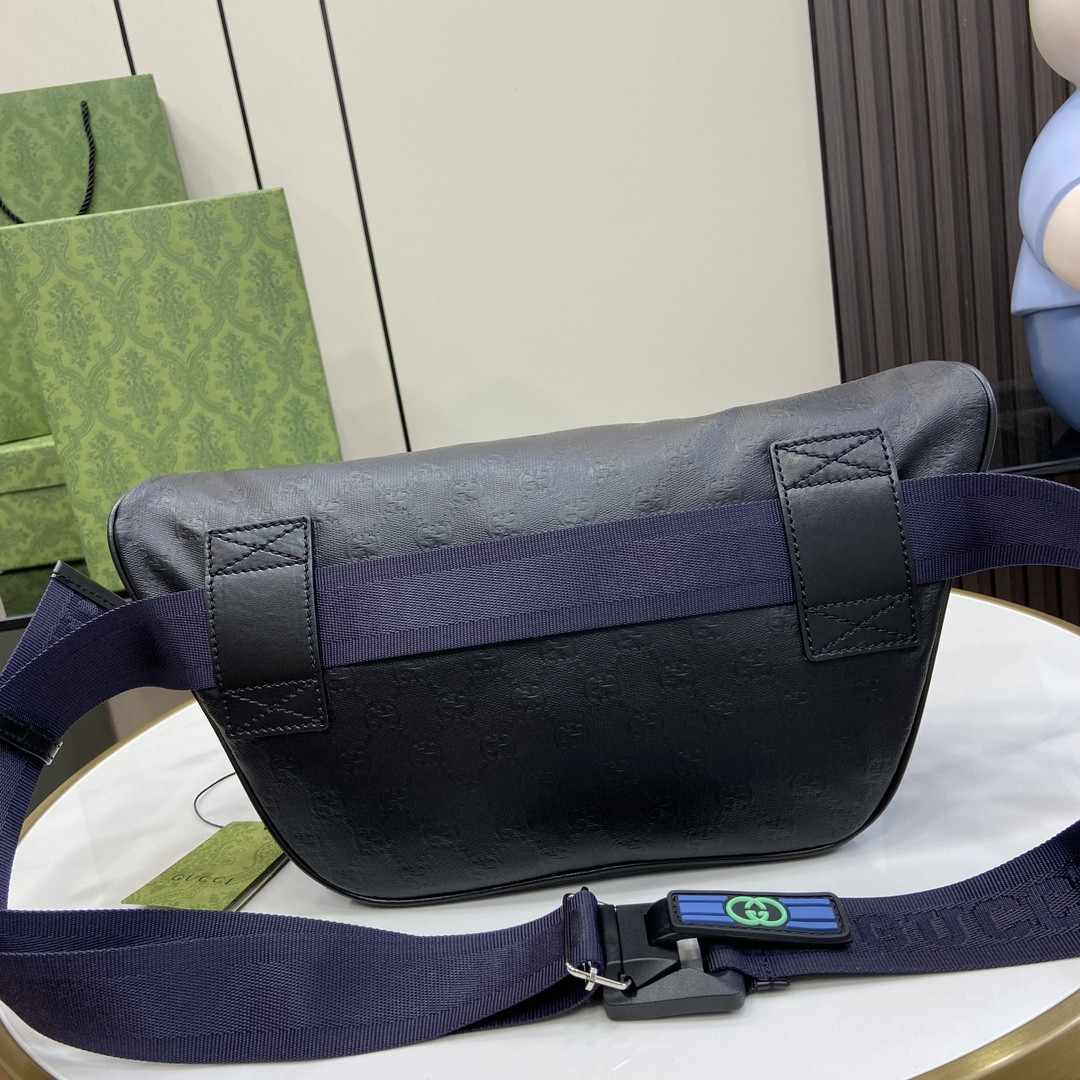 G*u*i waist bag