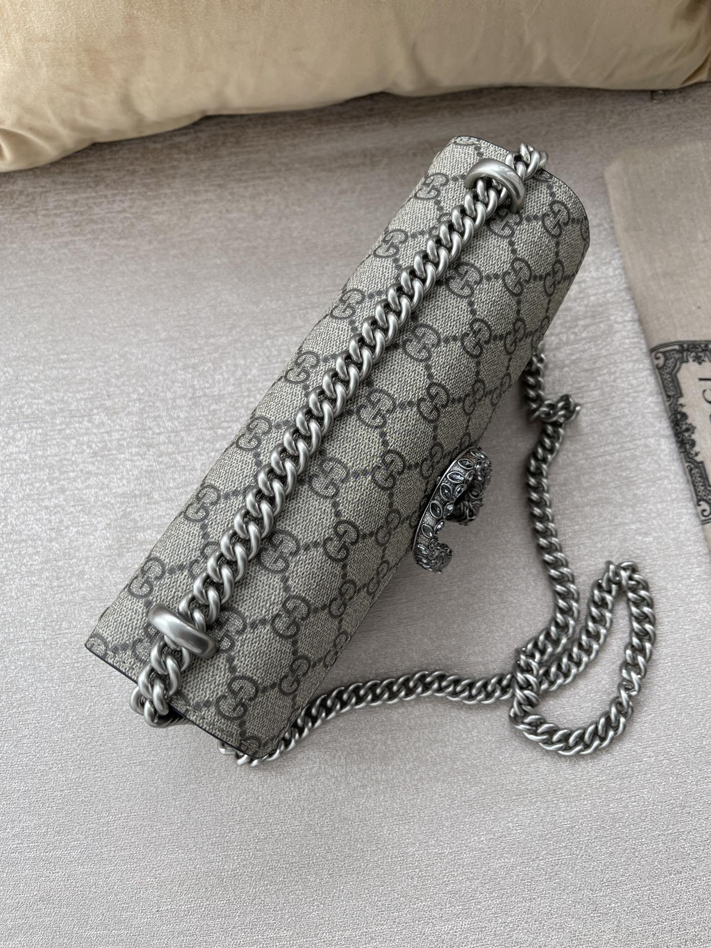 G*u*i dionysus bag