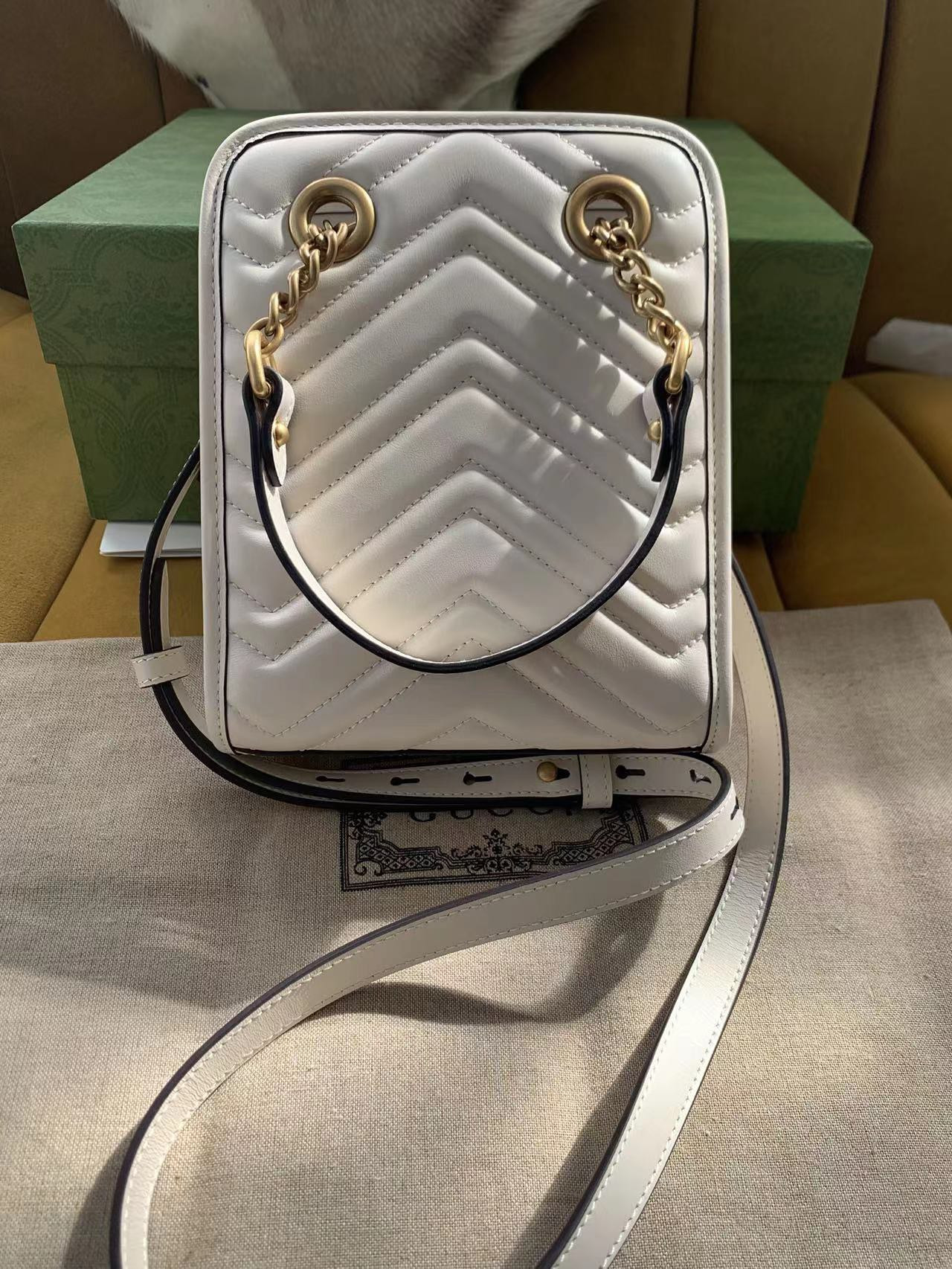 G*u*i gg marmont bag