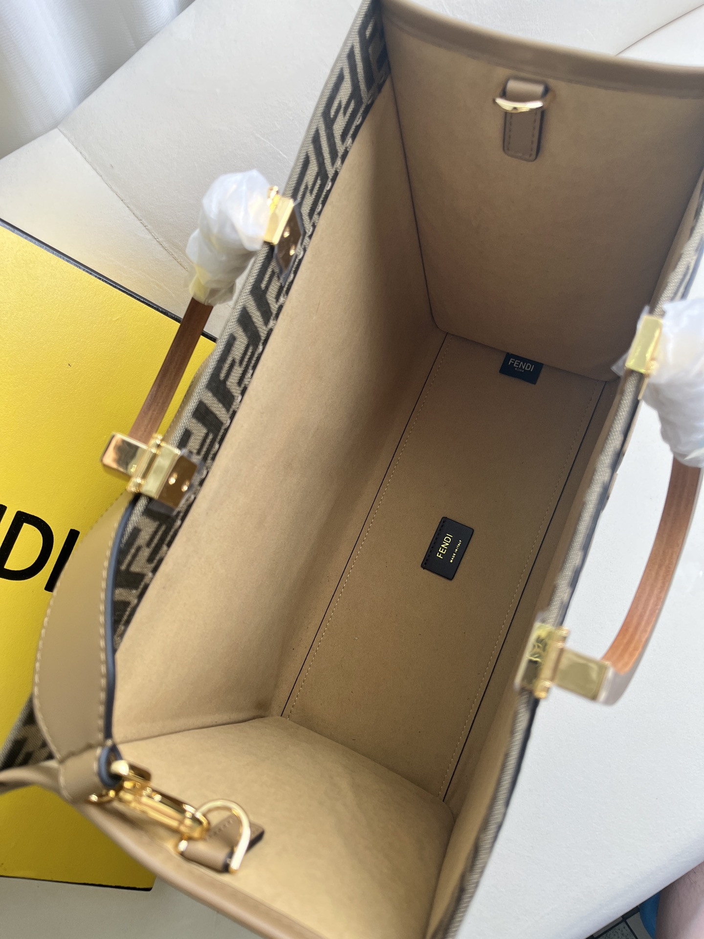 FENDI SUNSHINE TOTE