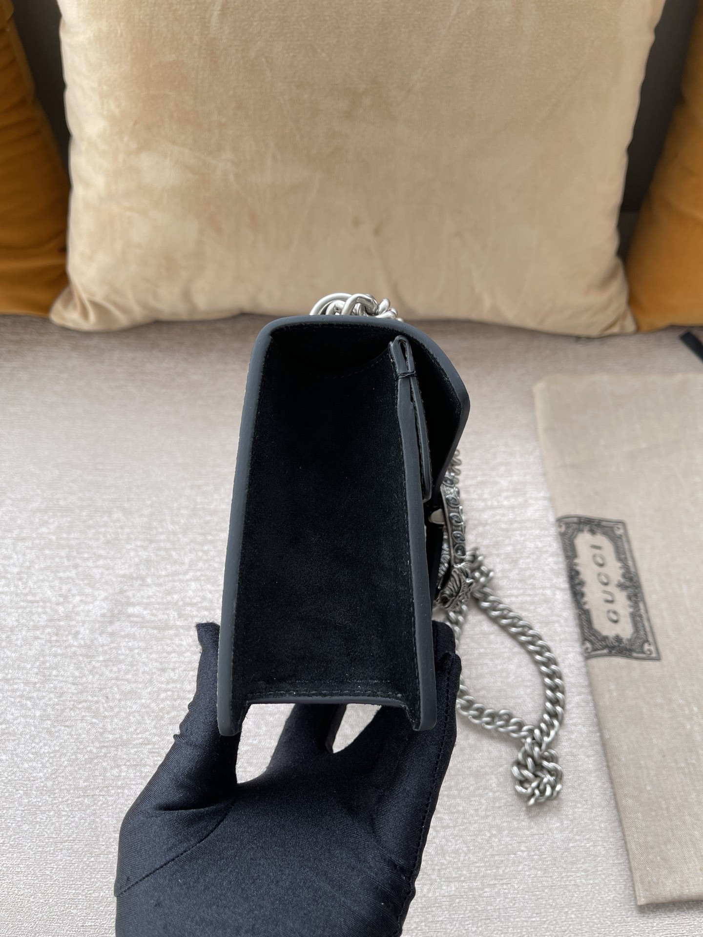 G*u*i dionysus bag